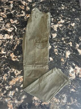 Zara Women's Olive Skinny Cargo Jeans